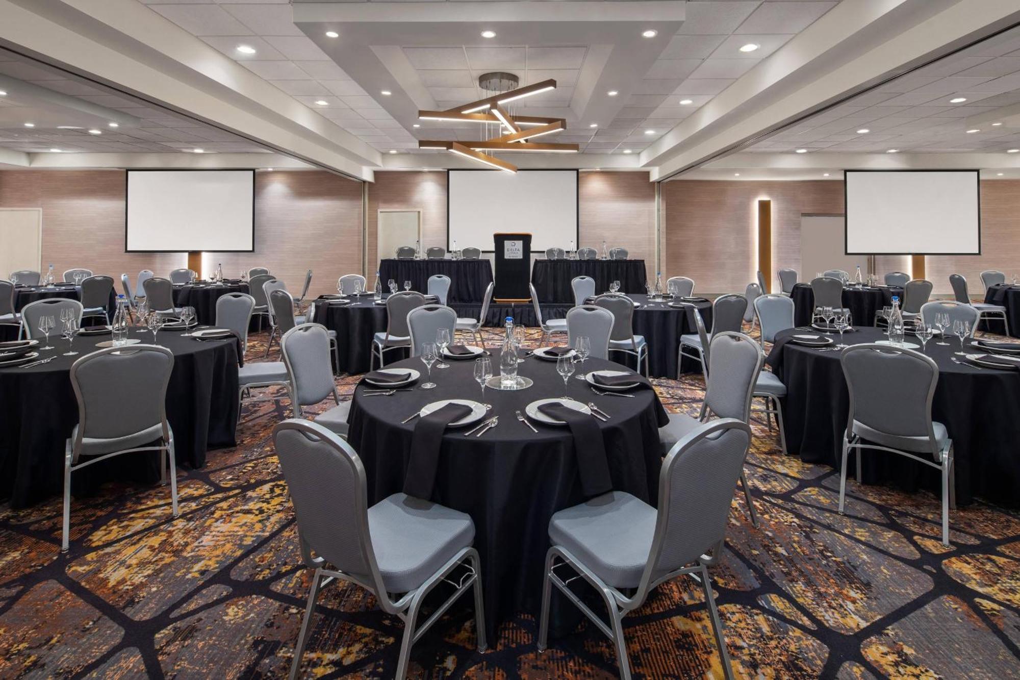 Delta Hotels By Marriott Green Bay Exterior foto